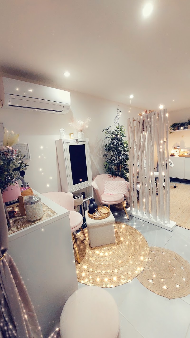 Chez sam "votre créatrice bien-être" samantha BAÏZ