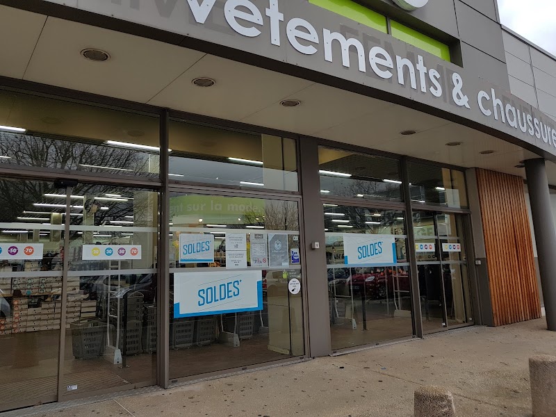 Gemo Aix - Les Milles Shoes And Clothing