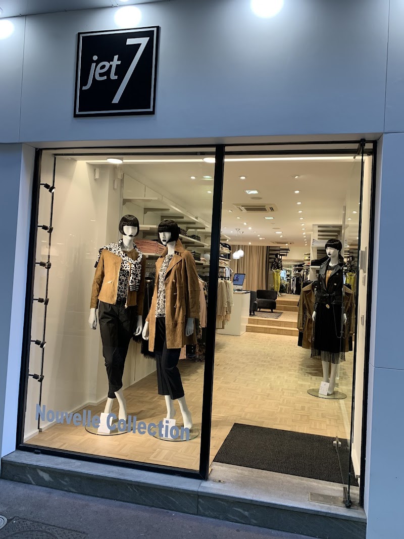 Boutique jet 7