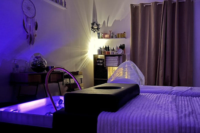 Tohi Massaji Head Spa / Lipocavitation /Radiofrequnece /Kobido/massage amincissant /massage drainage lymphatique