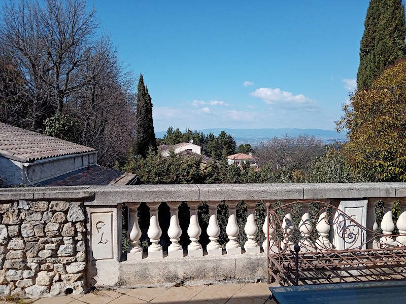 Hôtel le Mas et la Flambée du Luberon