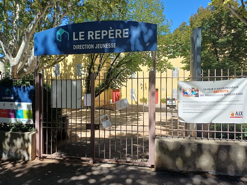 La Tête dans les Nuages