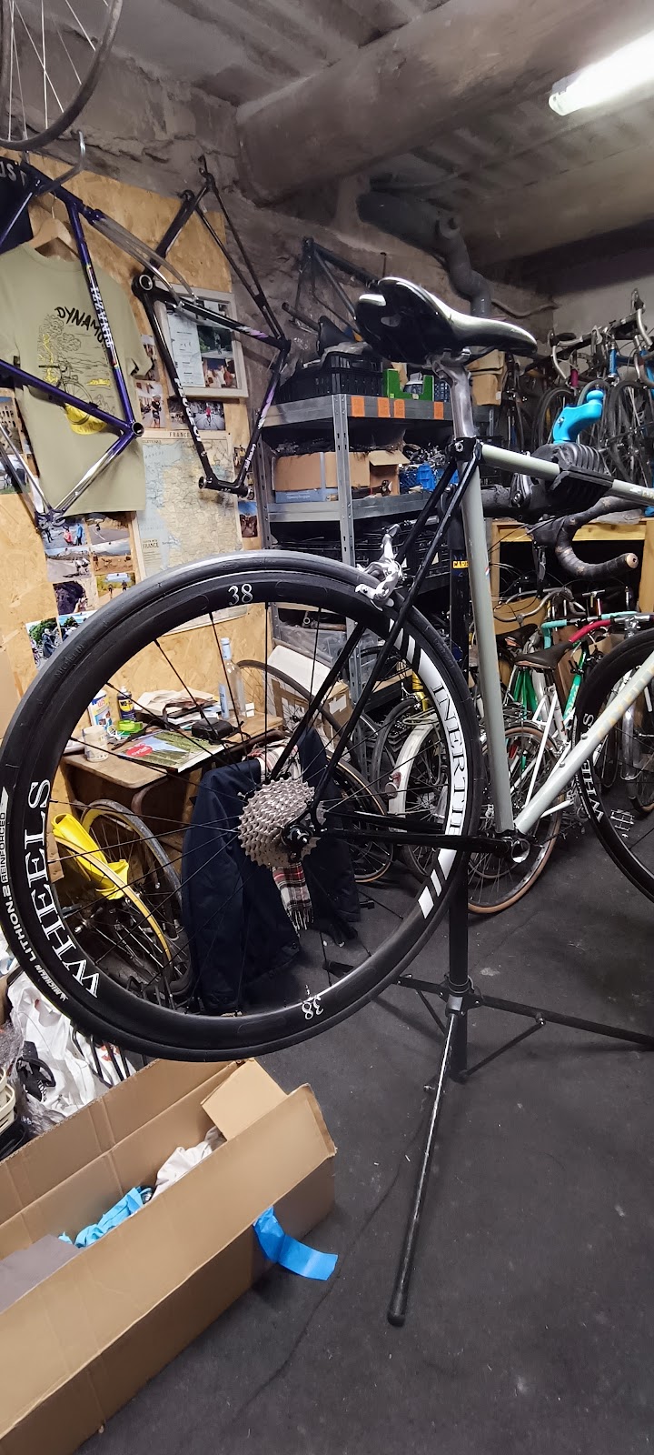 DYNAMO CYCLE REPAIRS, Restauration/Vente Vélos vintage