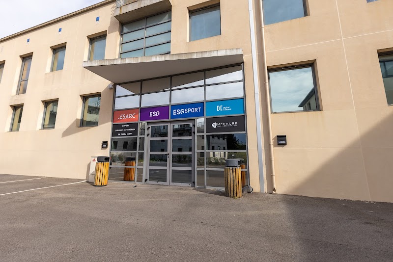 ESG Luxe Aix-en-Provence, École de Marketing et de Management du Luxe