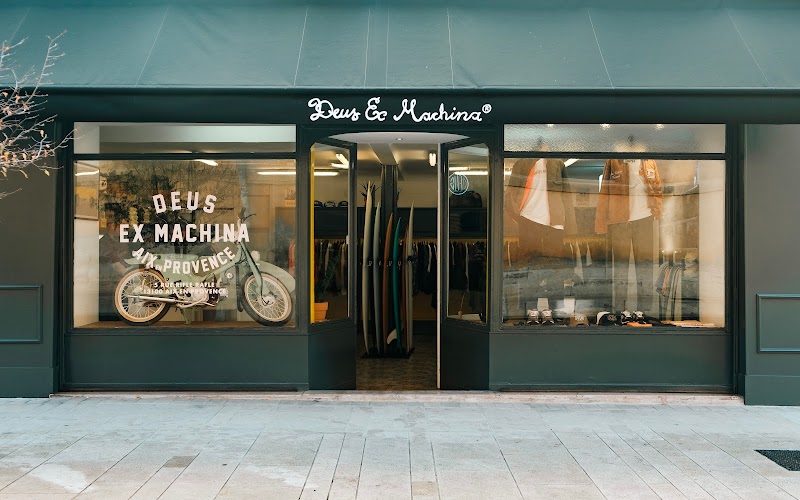 Deus Ex Machina Aix-en-Provence - The Pocket of Tenacity