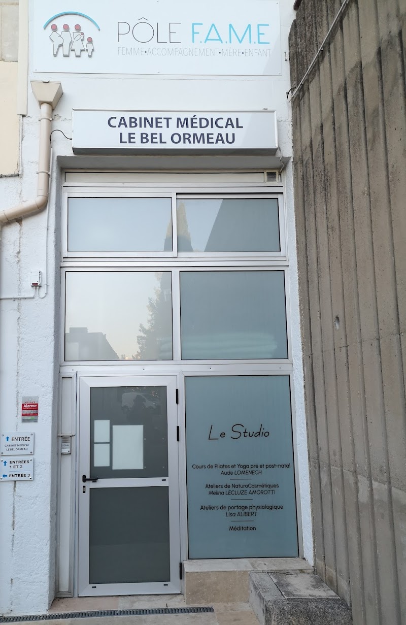 Yoga With Laude Demay Au Studio