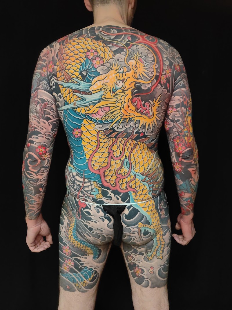 Monsieur Biz Tatouage Aix en Provence (pas de piercing)