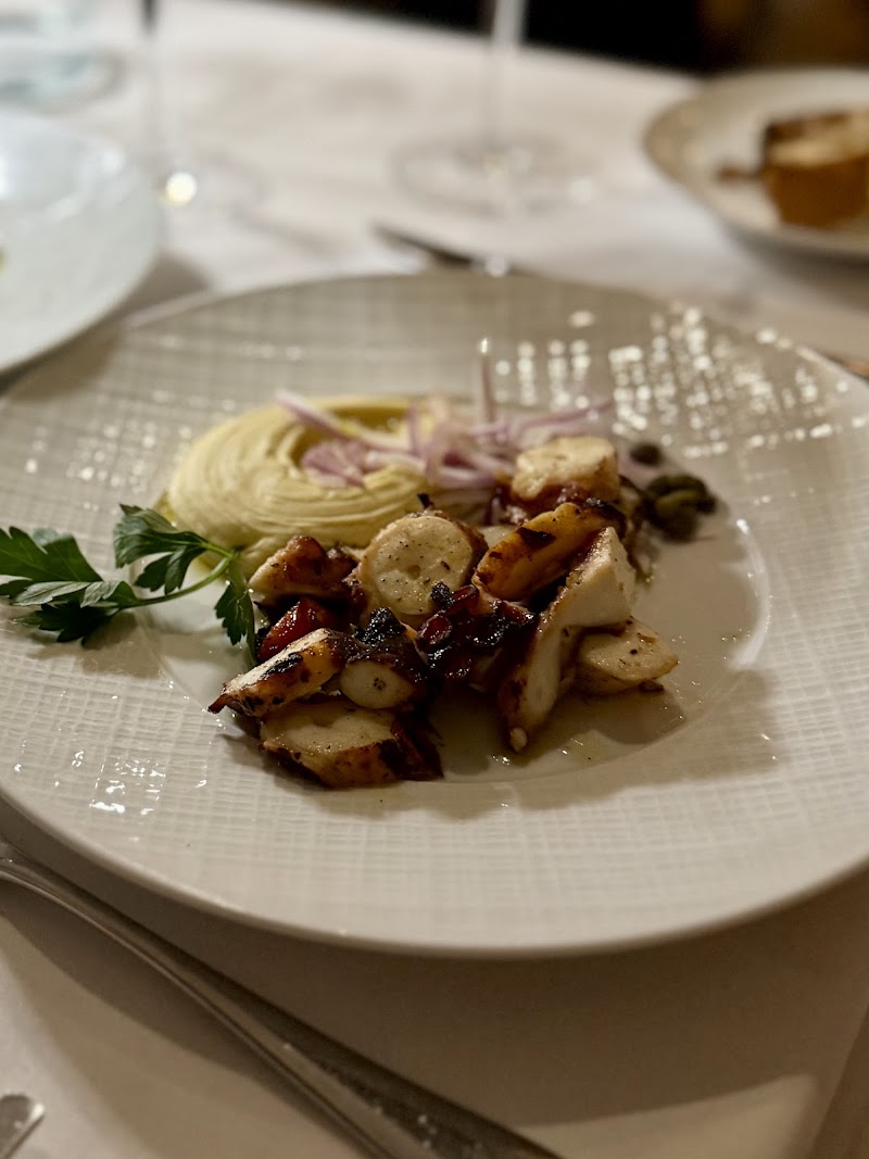 estiatorio Milos Midtown 3