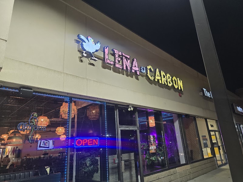 Leña y Carbón Restaurant & Bar 4