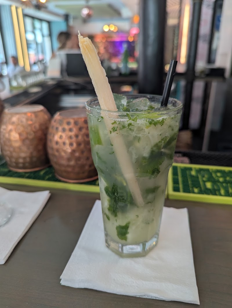 Yuca Bar & Restaurant 2