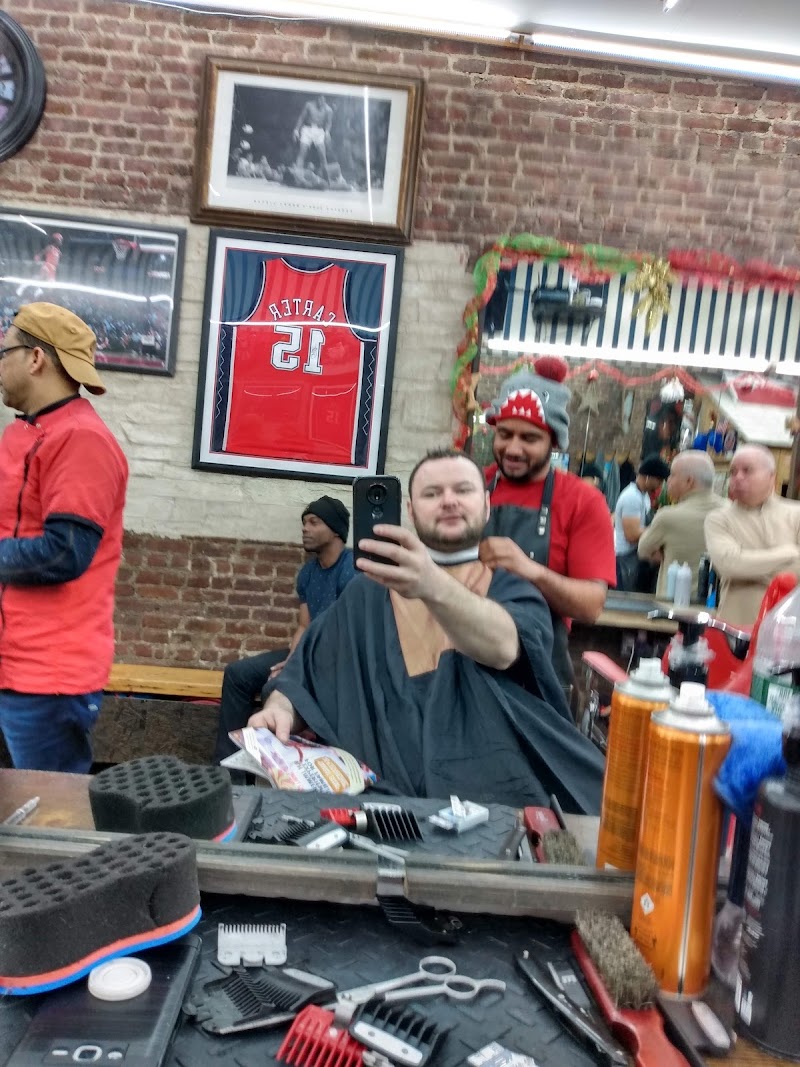 King of Queens Barber Shop 2