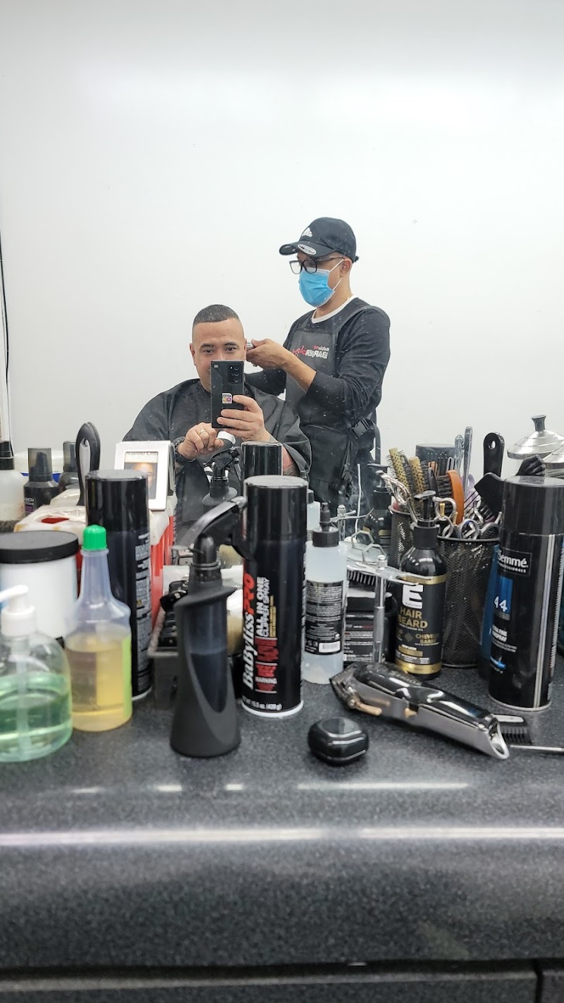 Franklin's Barber Shop 3