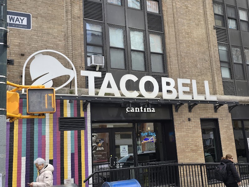 Taco Bell Cantina 2
