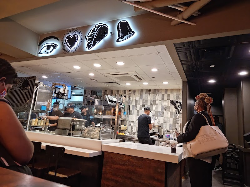 Taco Bell Cantina 3