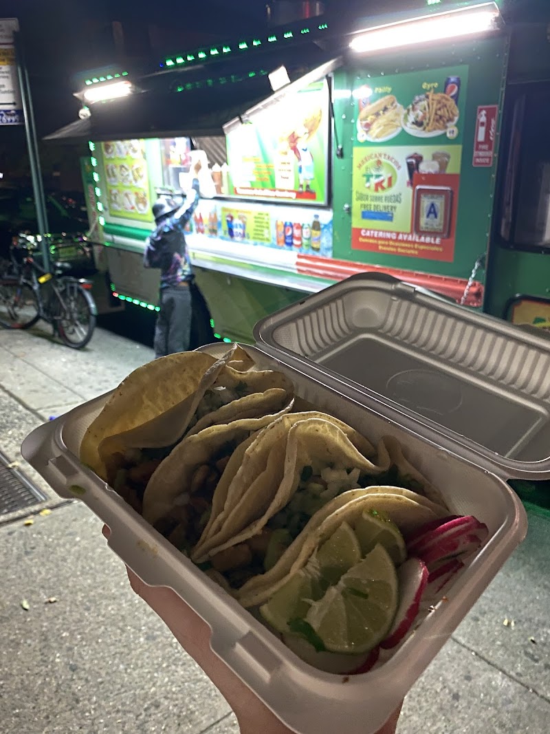 El Tri Mexican Food Truck 3