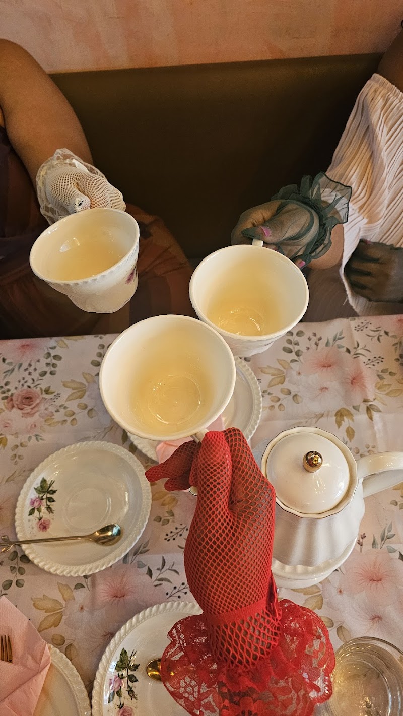 Madame Tea Sweet House 2