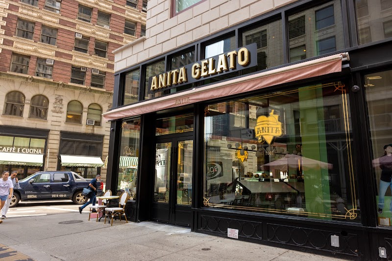 Anita La Mamma del Gelato