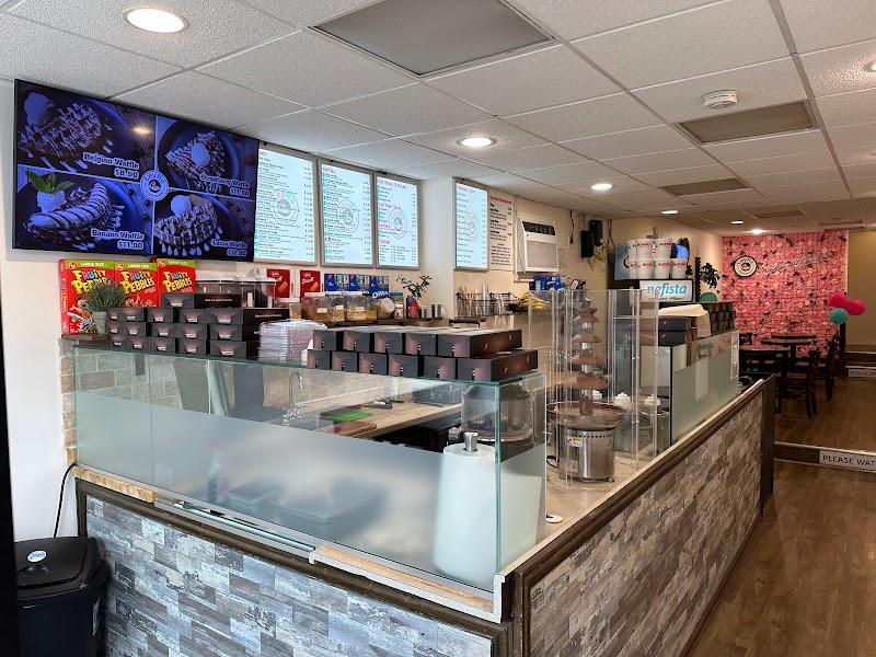 LeyRa Chocolate Crepe & Waffle & Milkshake