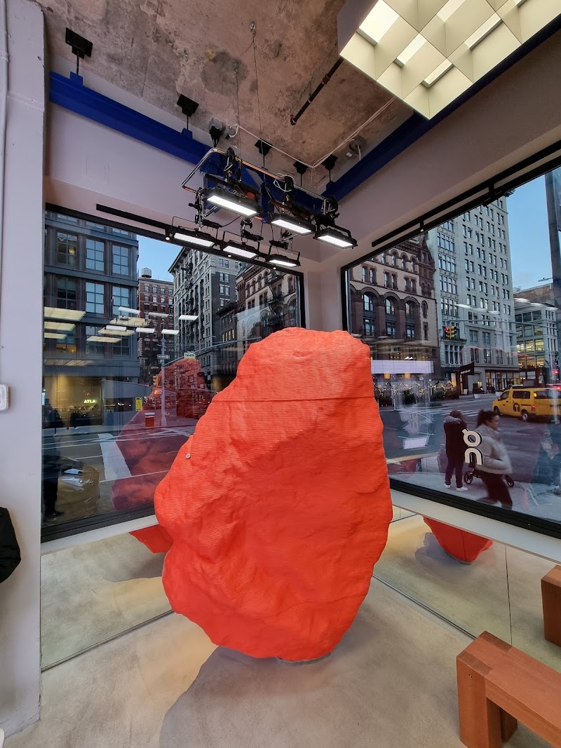 On Store NYC Lafayette 2