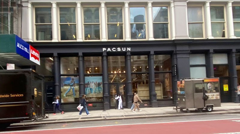 PacSun