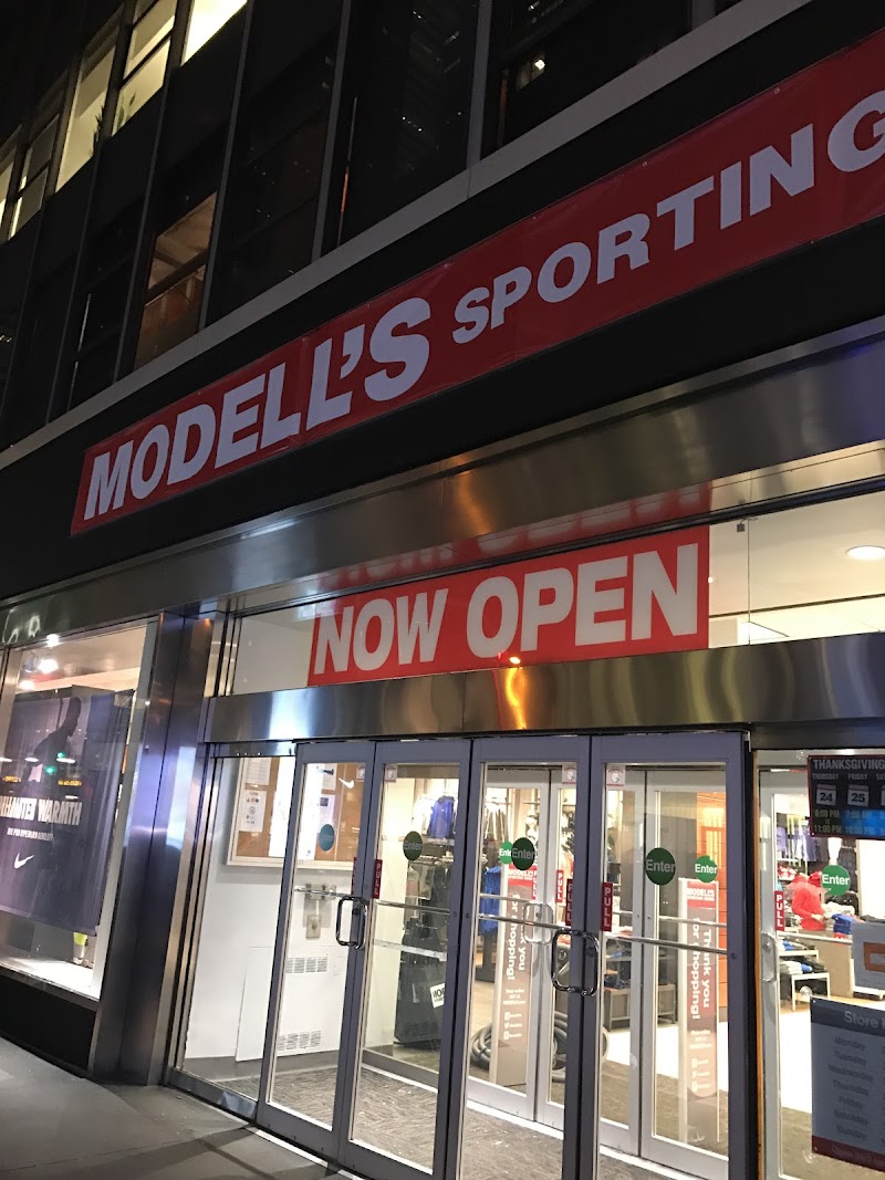 Modell's Sporting Goods