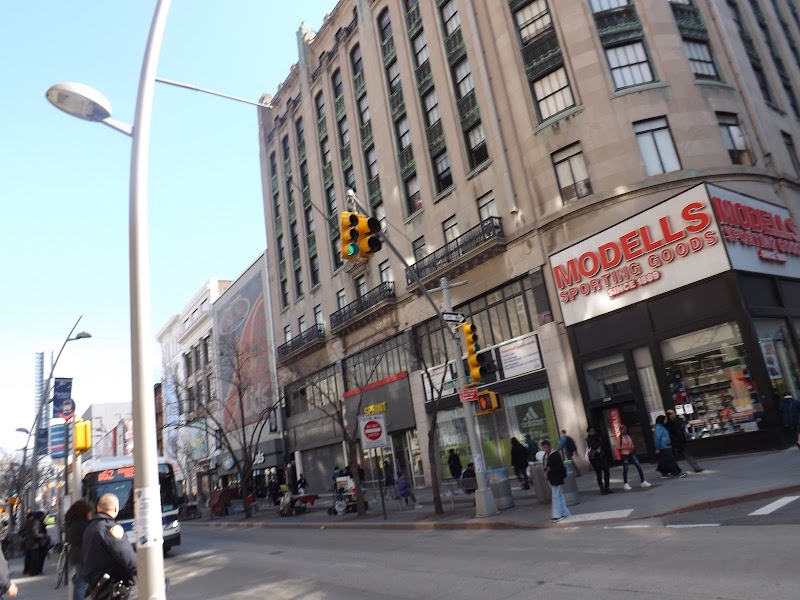 Modell's Sporting Goods