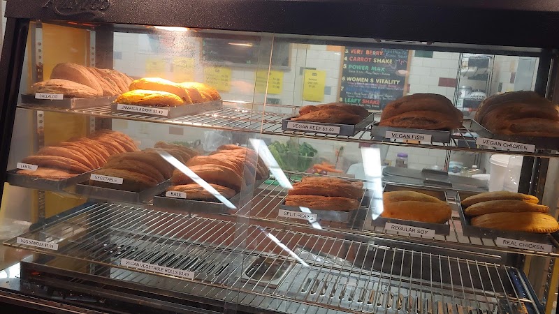 Downtown Natural Market 3