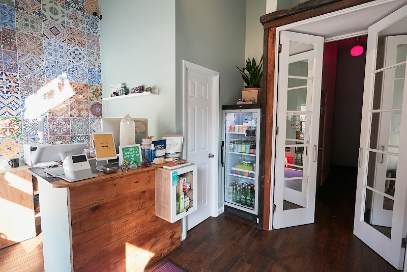 Area Infrared Sauna & Spa 4