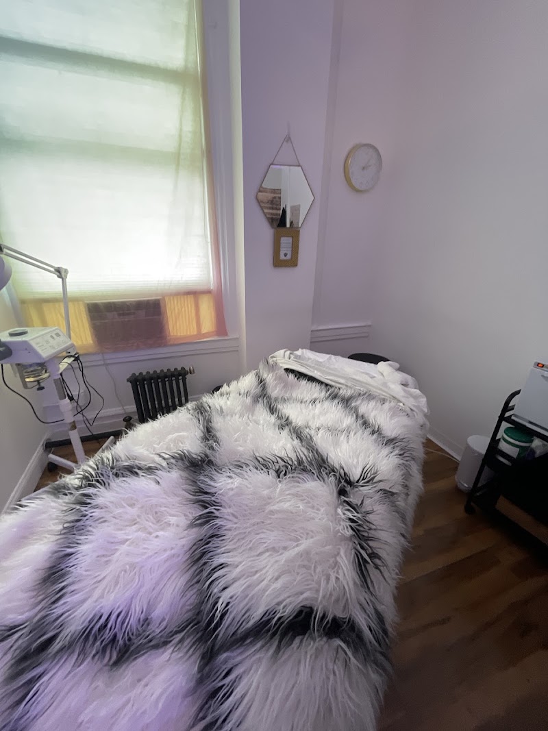 Darcy Stockton Massage Therapy and Skincare