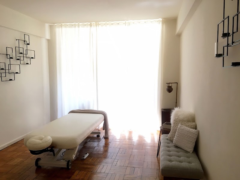 Lomi Manhattan Massage Therapy