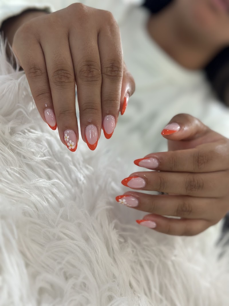 Nails & Spa Salon Midtown, NYC