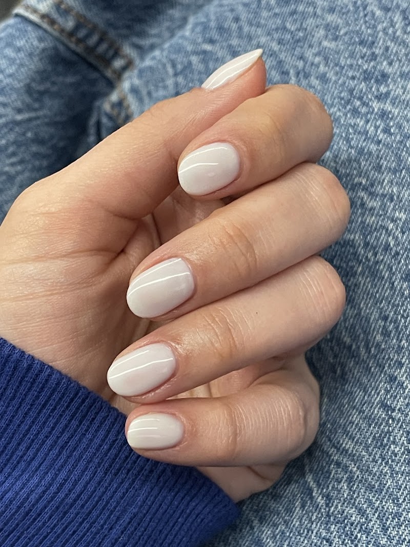 Tomy Rivero Beauty Lab Nail Salon and Spa 5