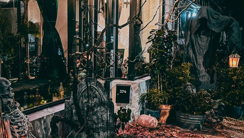 The Hermit Tattoo & Piercing