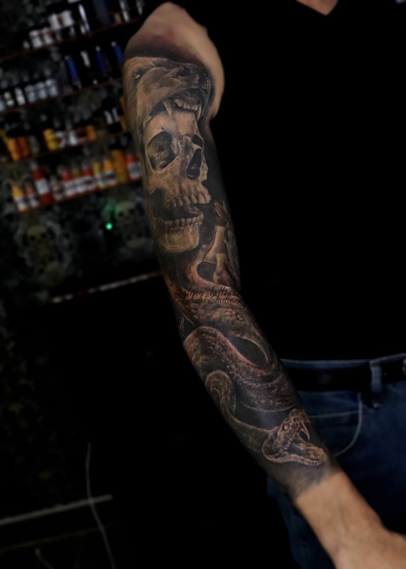 GomleshkoStudio Tattoo Shop 2