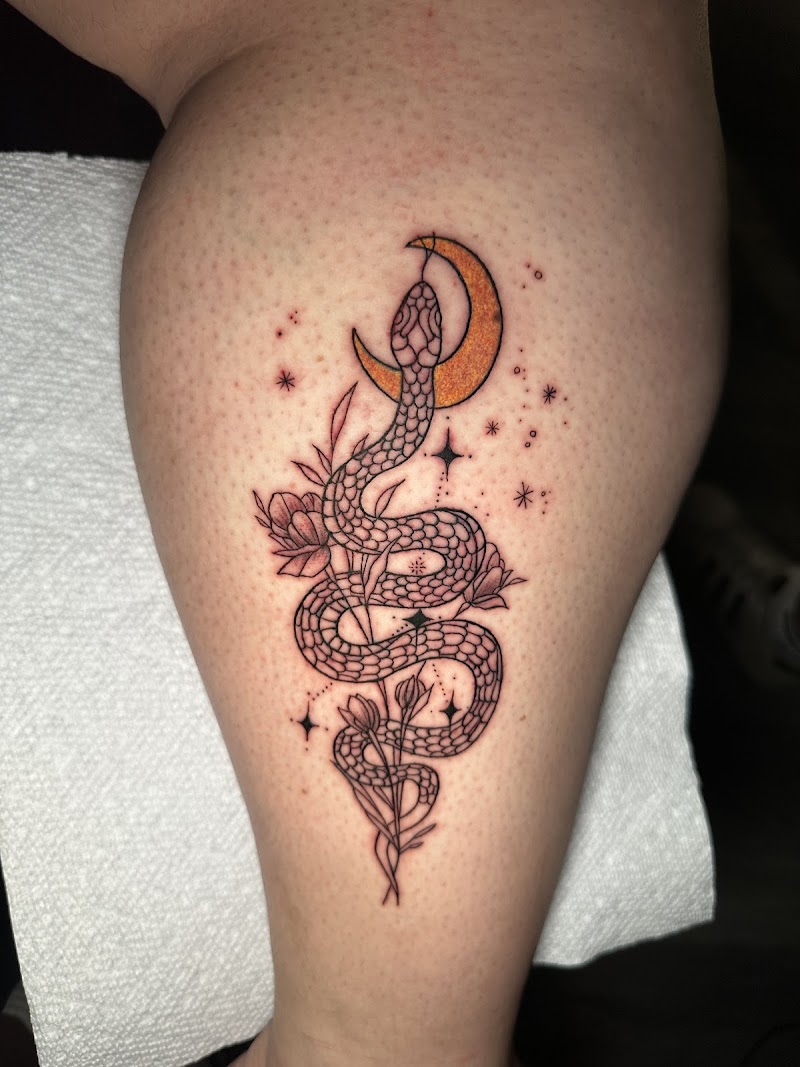 Betty's Tattoo Studio 3