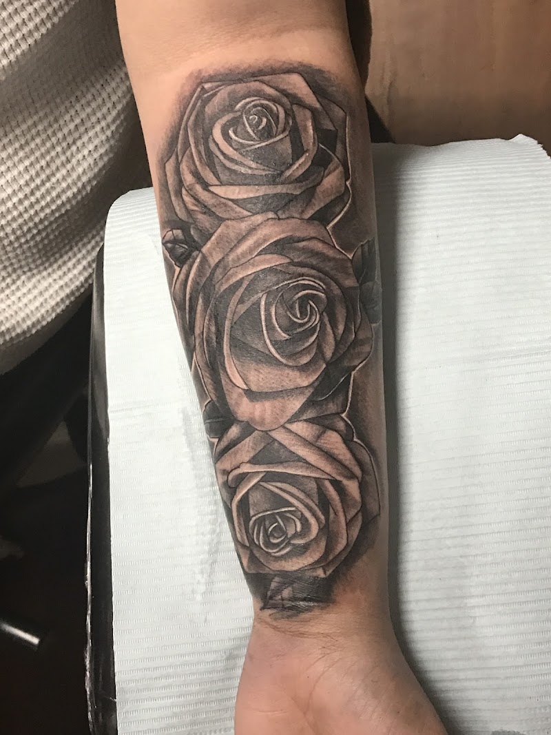 Eddie's Ink Tattoo