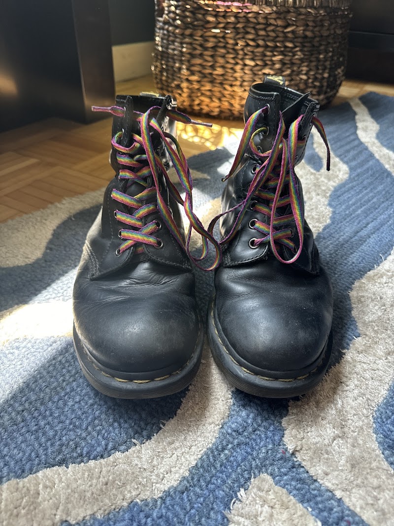 Uriel's Shoe Repair Shop