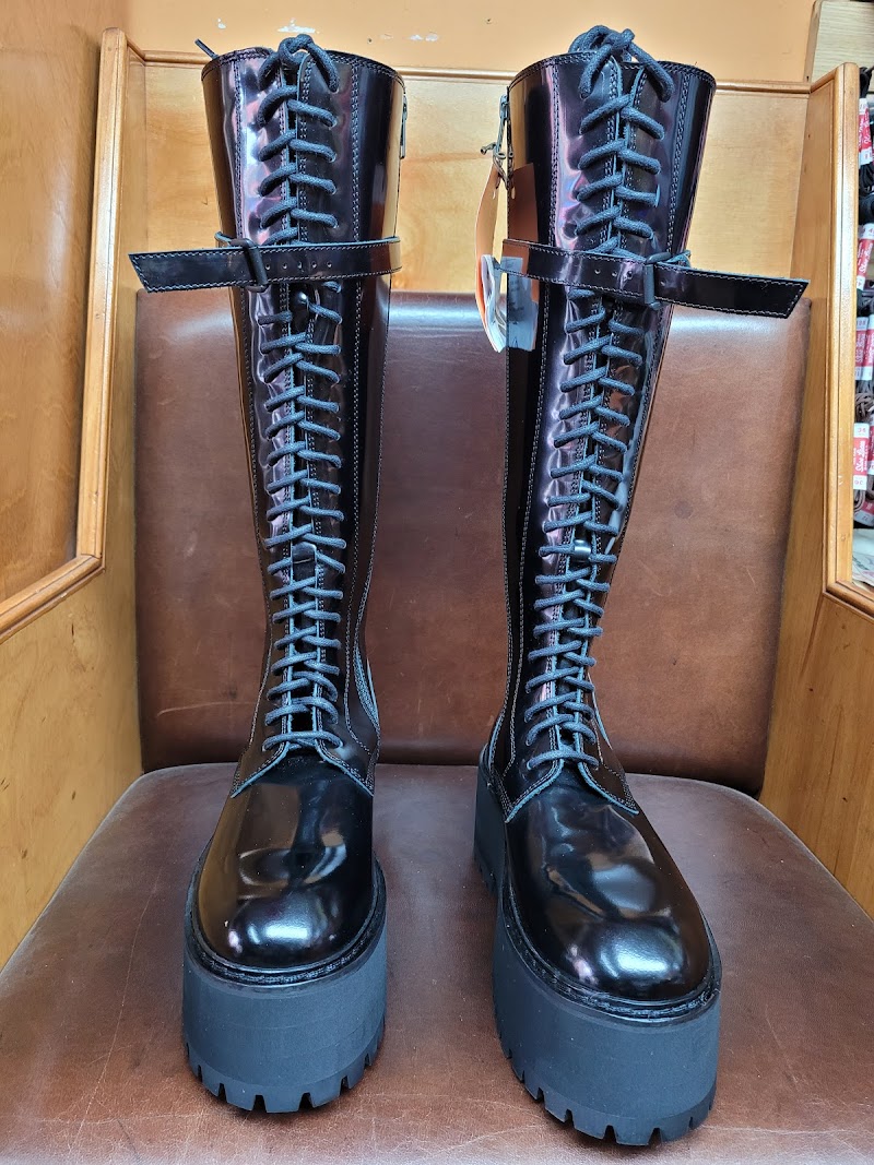 Hector's Shoe Repair