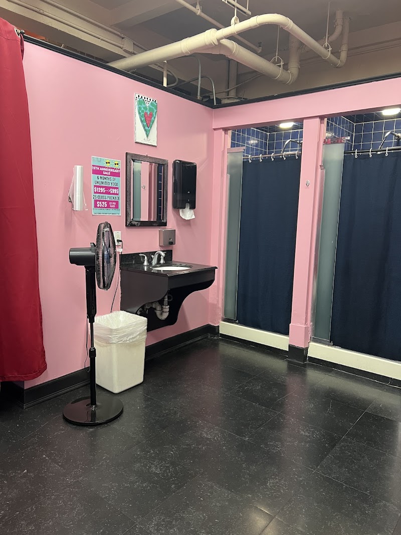 Hot Yoga Chelsea / Flatiron NYC 5