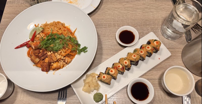 Beyond Sushi - Vegan Restaurant 2