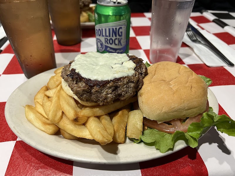 Paul's Da Burger Joint 2