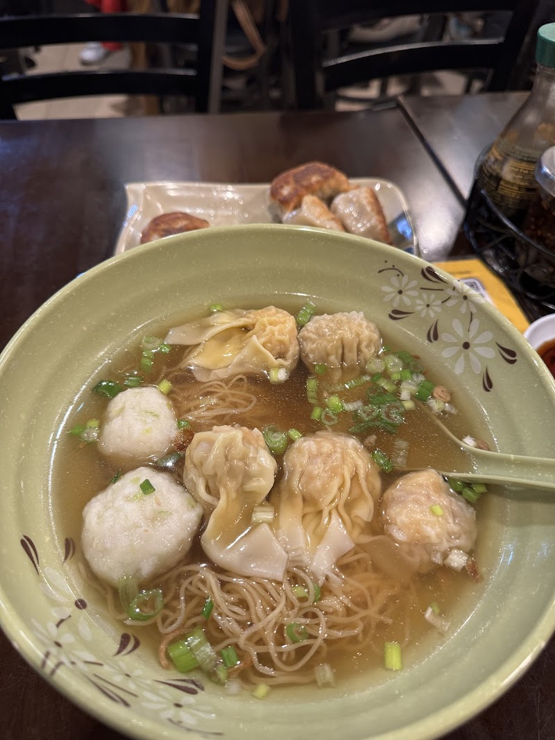 E Noodle Chinatown 4