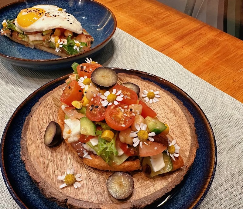 Hi Sunny Restaurant Salad&Dimsum 花园轻食 2