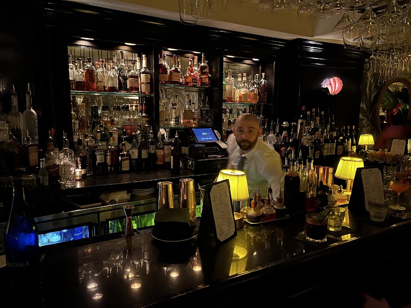 Melody’s Piano Bar