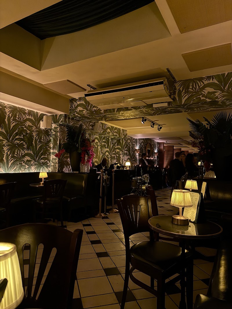 Melody’s Piano Bar 2