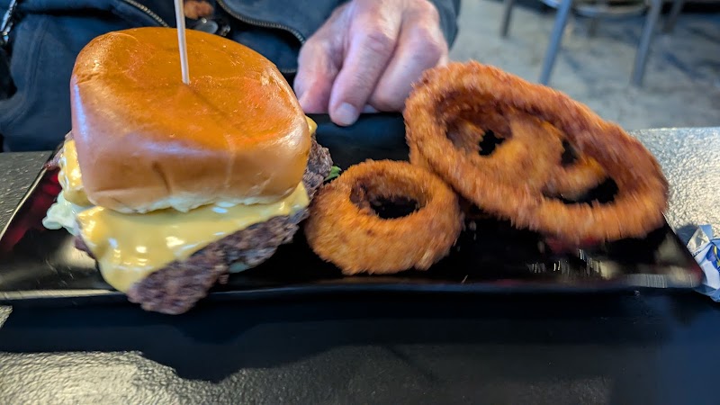 Hangar 11 Burgers & Brews 2