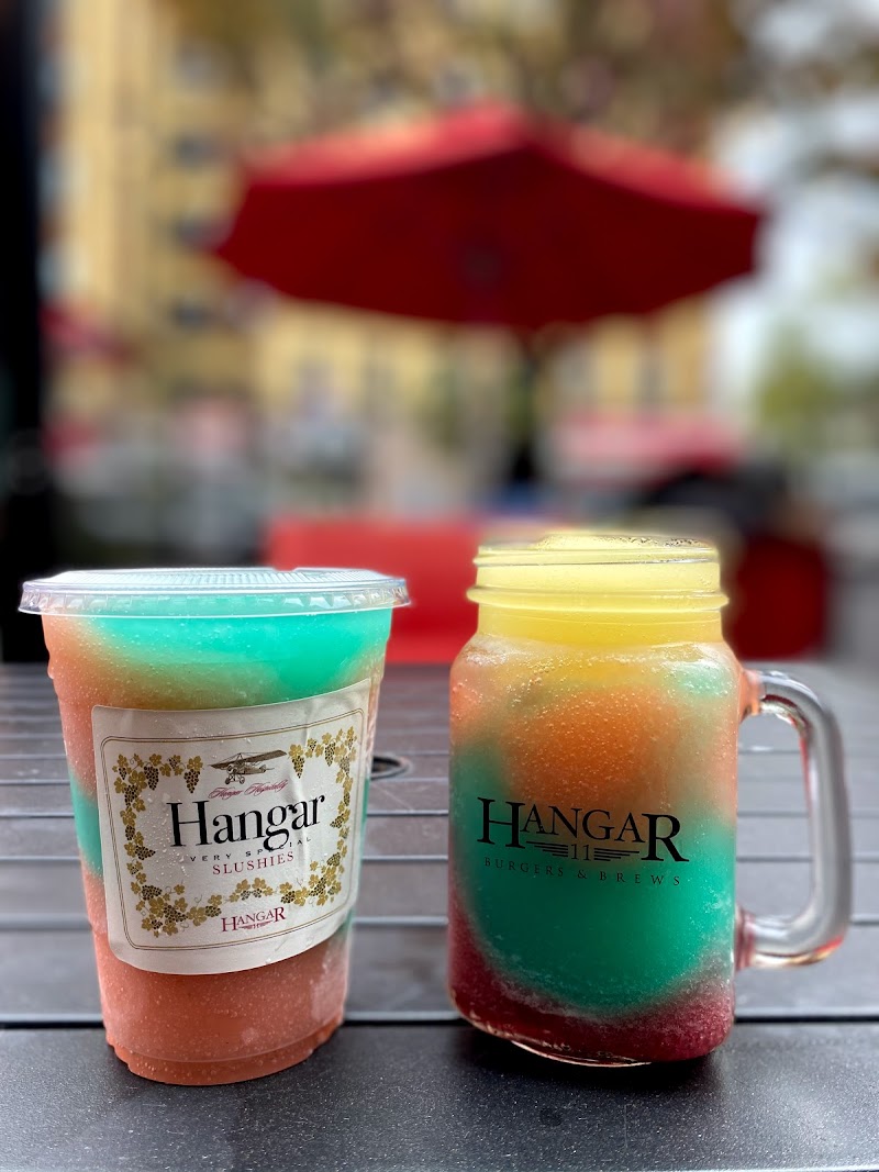 Hangar 11 Burgers & Brews 3