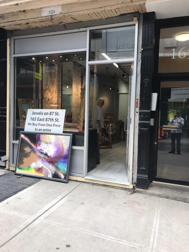 New York Antiques Buyers Store