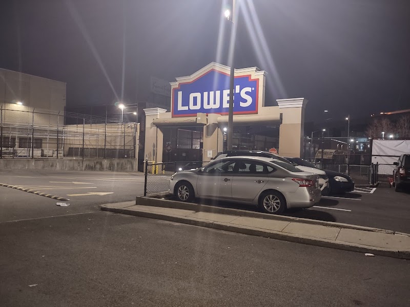 Lowe's Garden Center